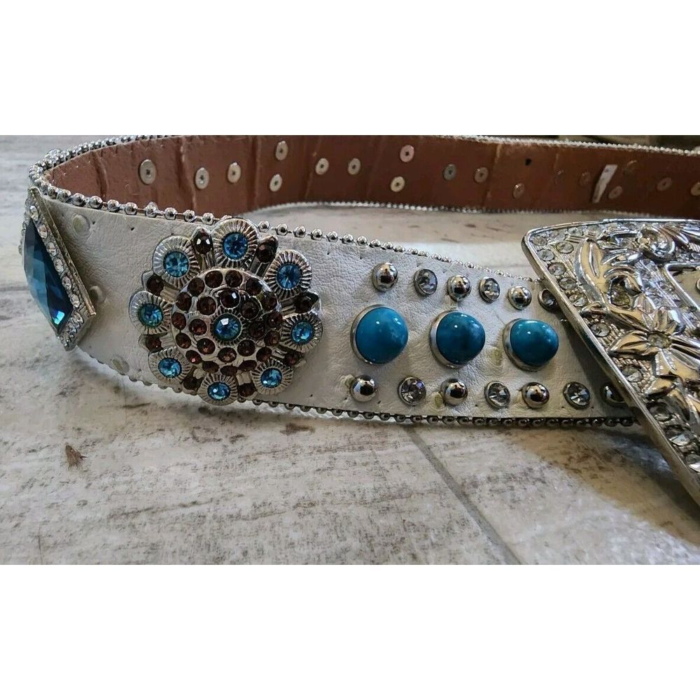 Atlas Womans Rhinestone White Belt Western Cowboy Leather‎ Sz 36 Studded NWT - Picture 4 of 9